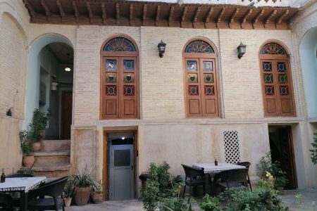 Sepehri Traditional House / Shiraz