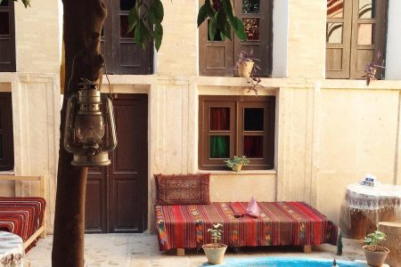 Parhami Traditional House / Shiraz