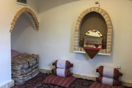 Khaneye Amoo Mash Reza Traditional House / Tehran