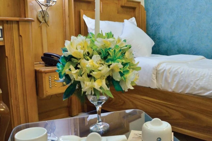 Zohreh Hotel / Isfahan