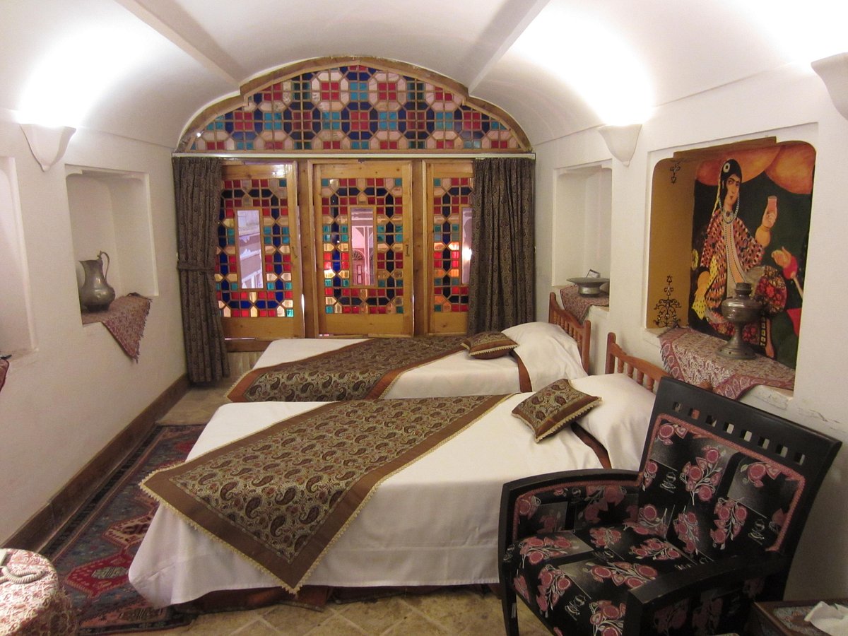 Mehr Traditional Hotel / Yazd