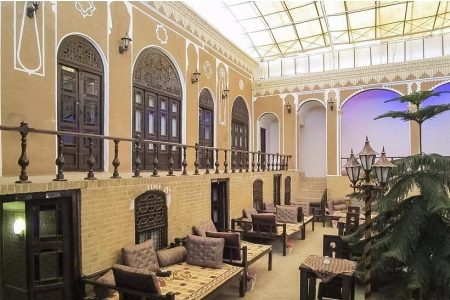 Hotel Tradicional Rose / Yazd