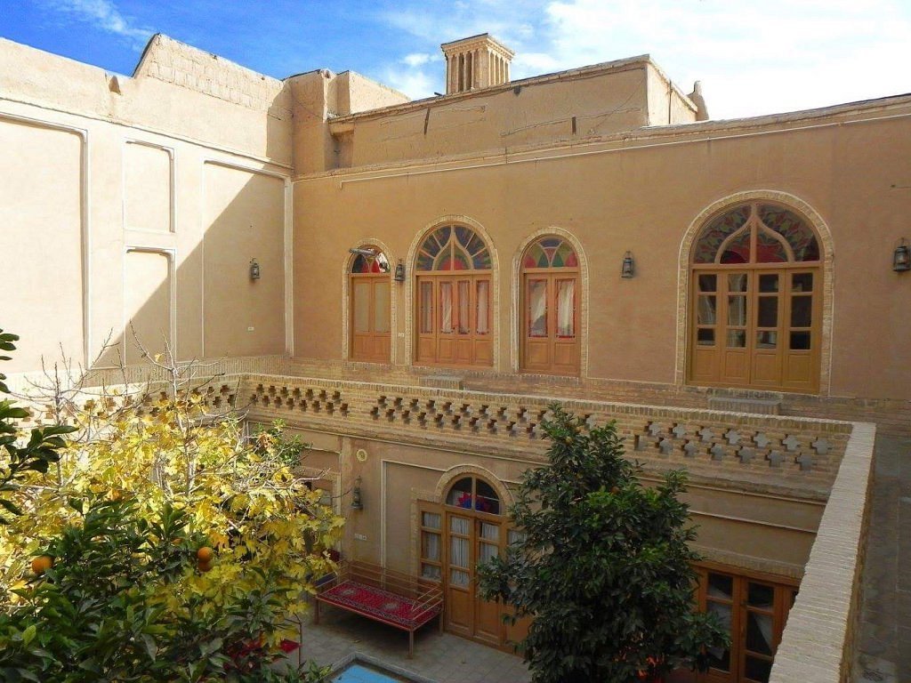 Soroush Traditional Hotel / Yazd