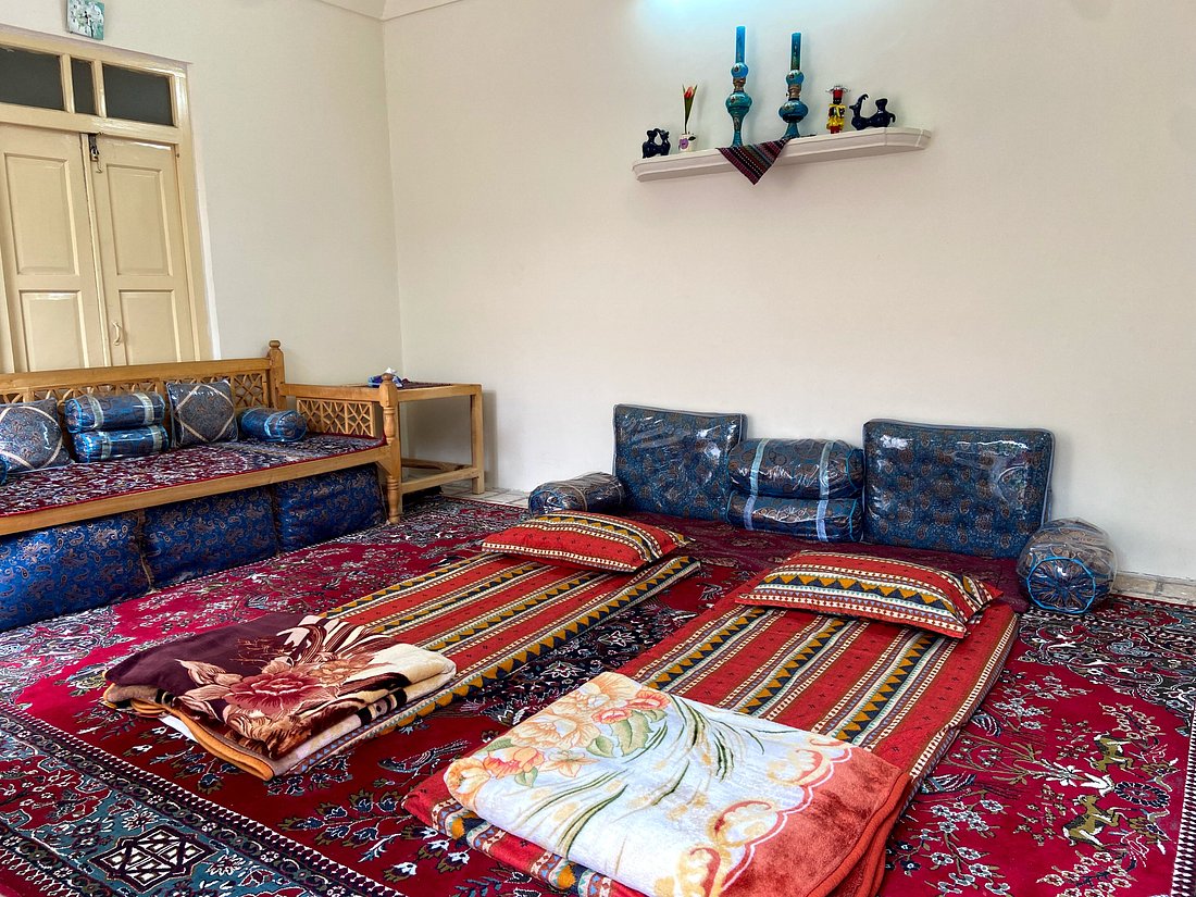 Ouruza Hostel , Yazd