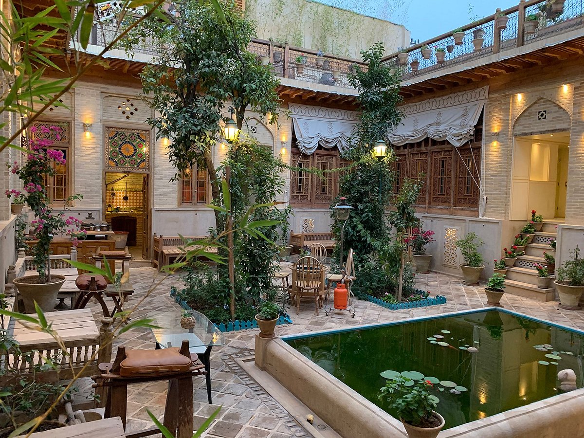 Shirazi House, Shiraz