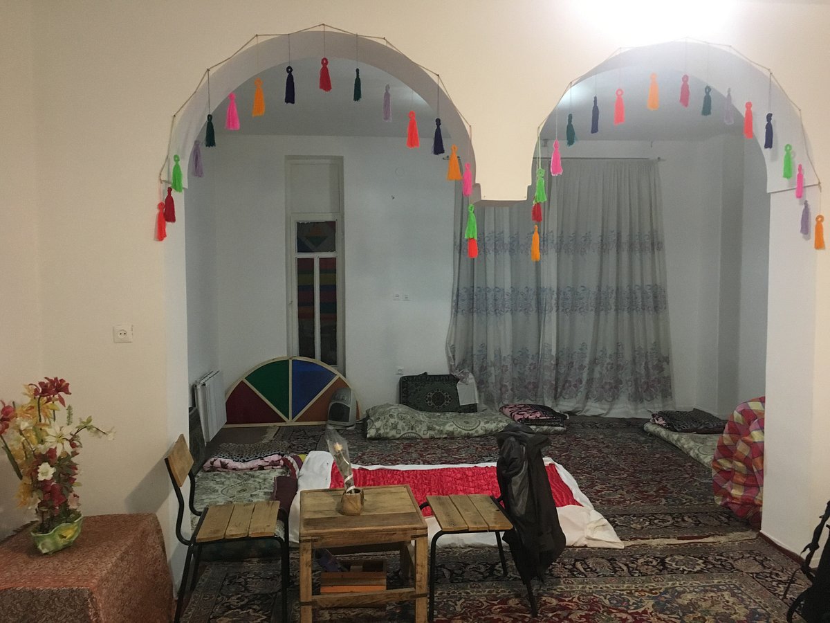 Narenj Hostel, Kerman