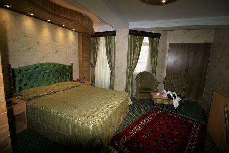 MarMar Hotel / Qazvin