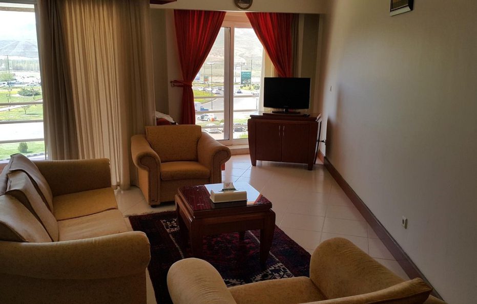 Zanjan Grand Hotel / Zanjan