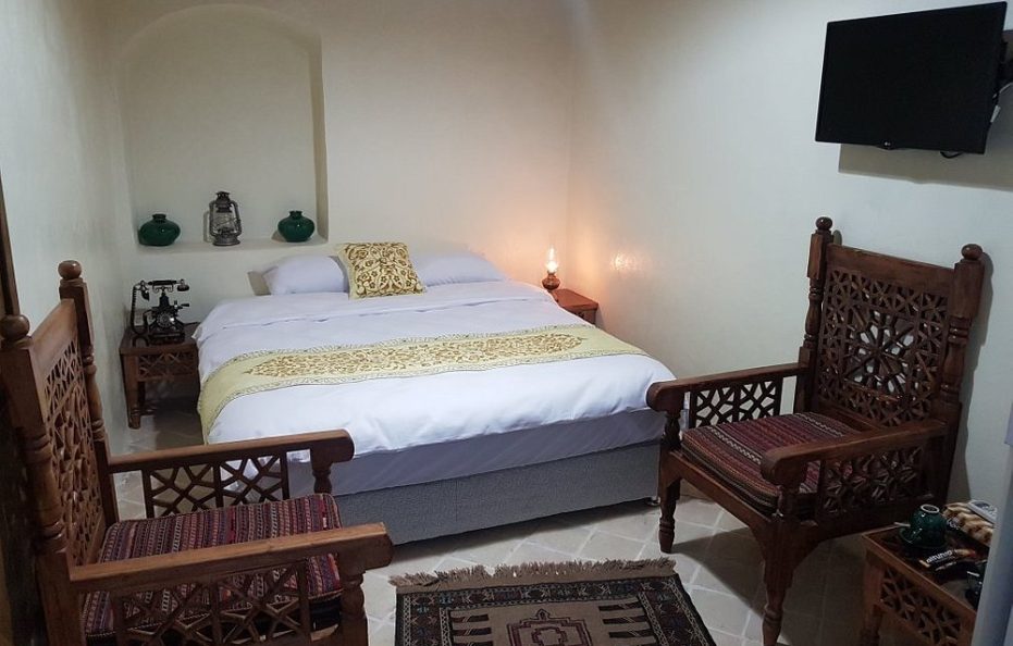 Dadamaan Hotel / Zanjan