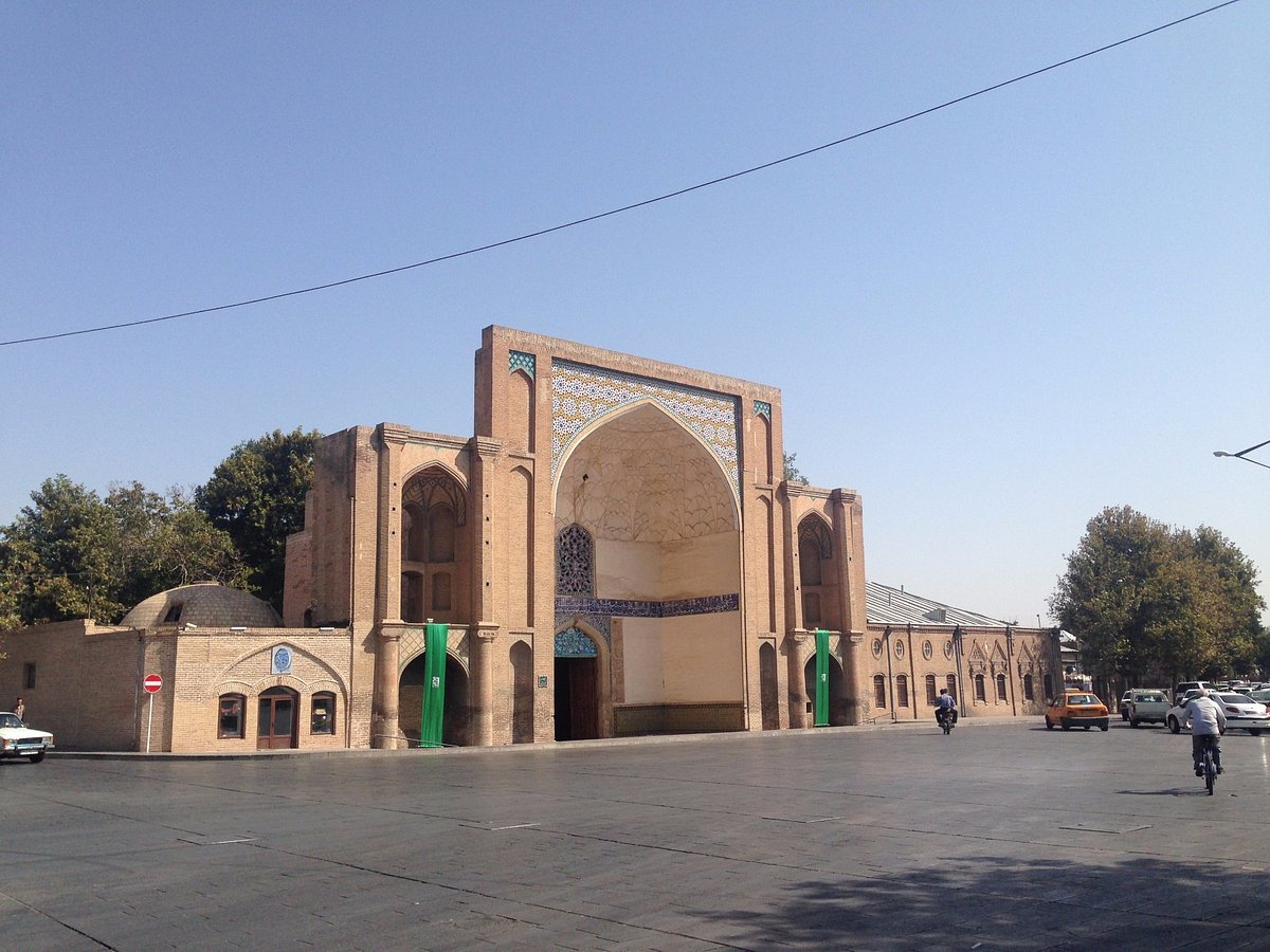 Ali Qapu Gate, Qazvin