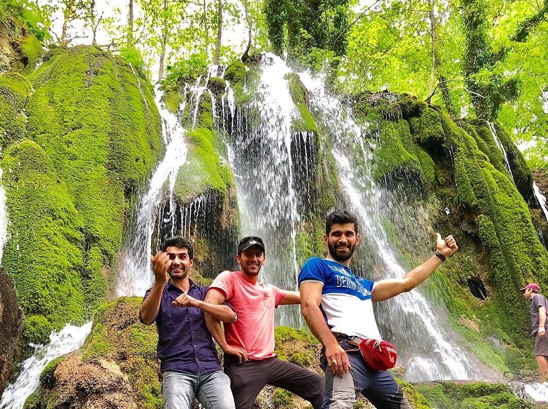 Oben Waterfalls, Sari