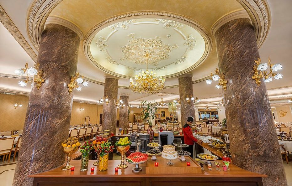 Golden Palace International Hotel / Mashhad