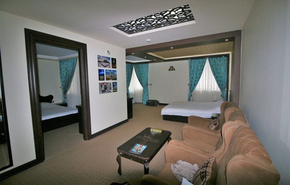 Gostaresh Hotel / Tabriz