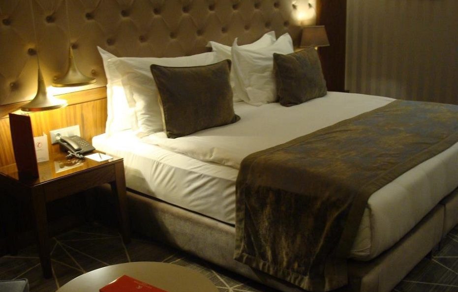 ラレパークホテル／タブリーズ</trp-post-container