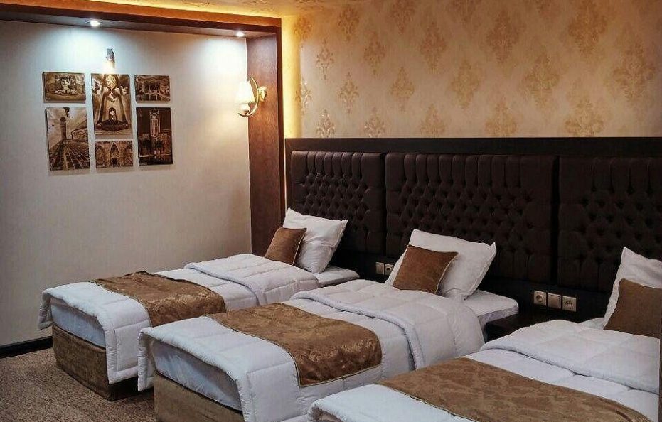 Gostaresh Hotel / Tabriz