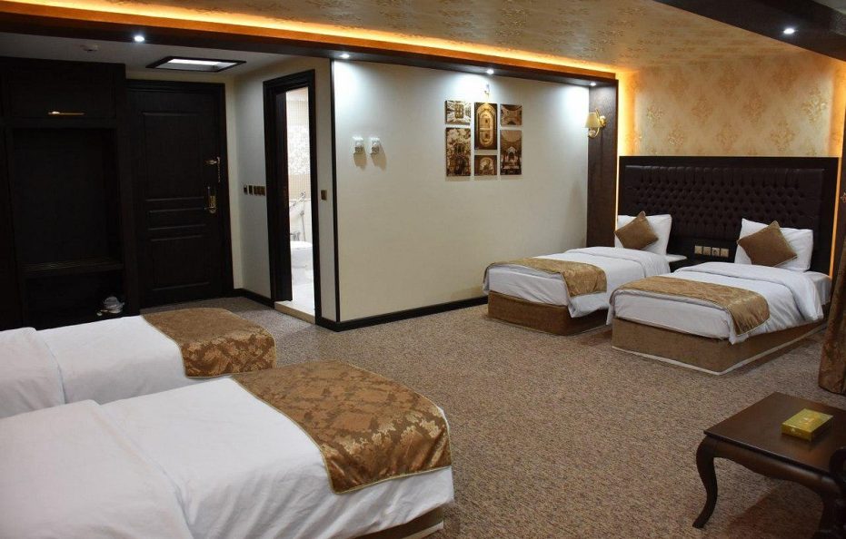 Gostaresh Hotel / Tabriz