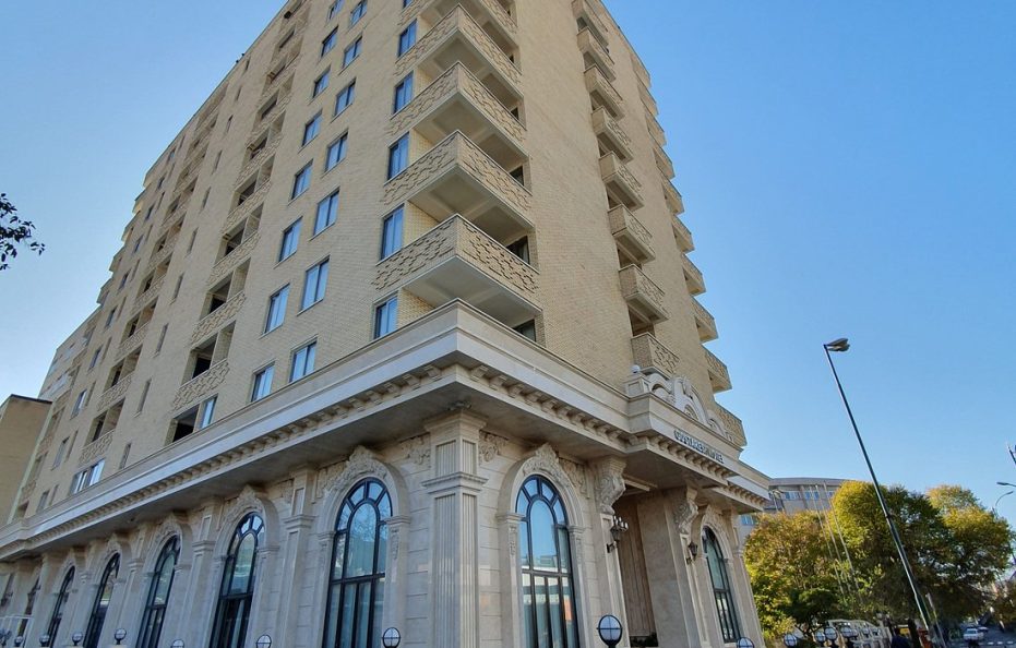 Gostaresh Hotel / Tabriz
