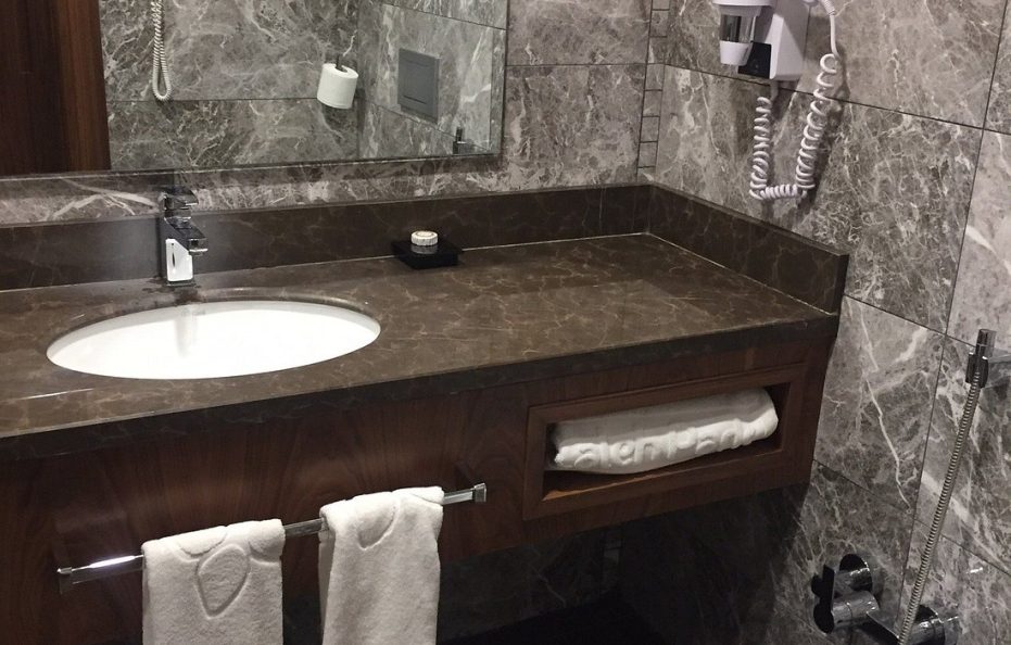 ラレパークホテル／タブリーズ</trp-post-container