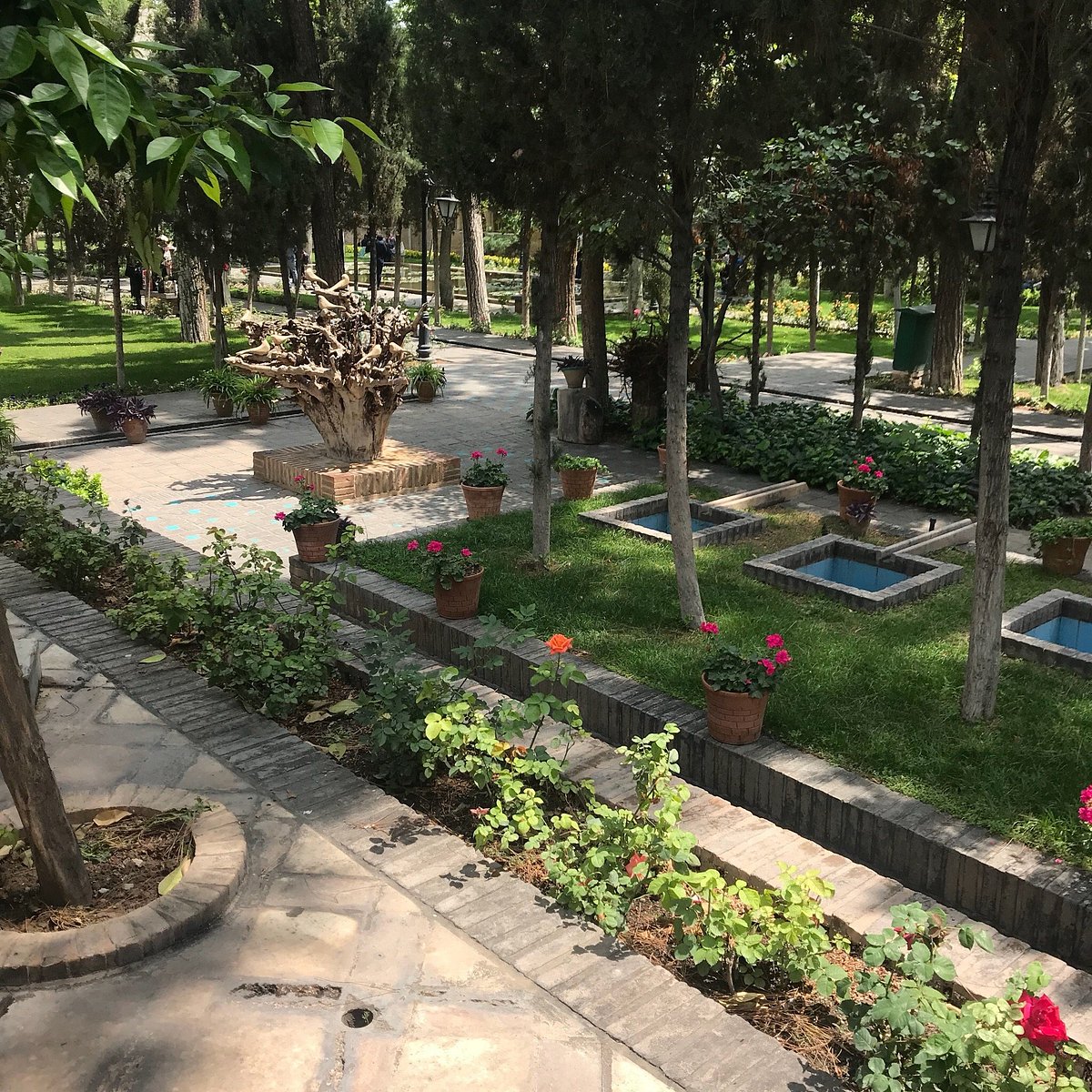 Negarestan Museum Garden, Tehran